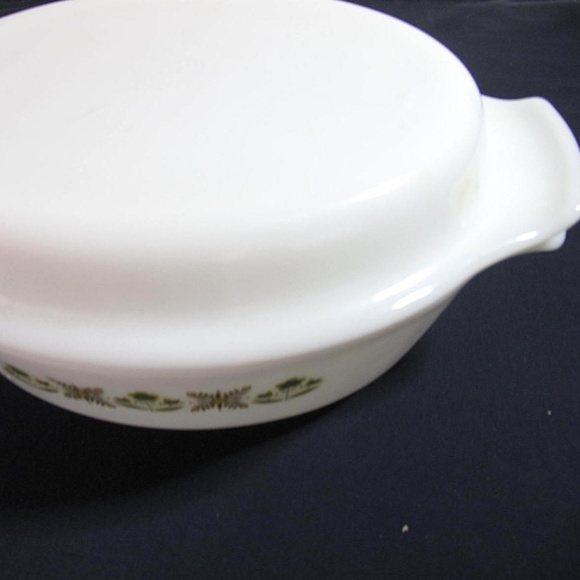 Anchor Hocking Fire King Casserole | pyrex kitchen bake Vintage decor cooking - Picture 6 of 6